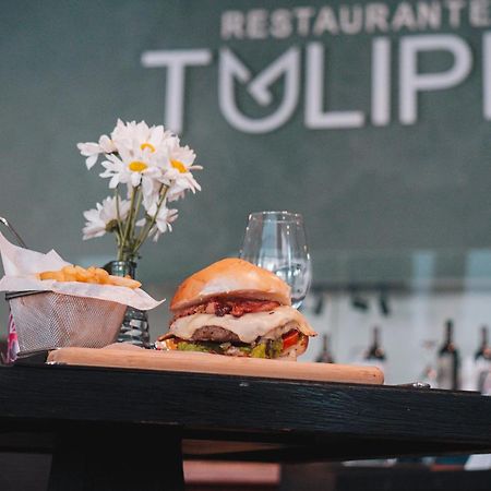 Golden Tulip Porto Vitoria Hotel Ngoại thất bức ảnh
